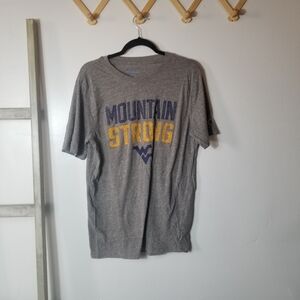 CHAMPION WOMEN'S GRAY ‘MOUNTAIN STRONG’ WV GRAPHIC TEE SIZE LARGE